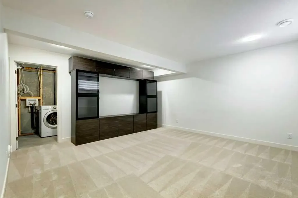 100 Walgrove Court SE Calgary AB T2X 4N1