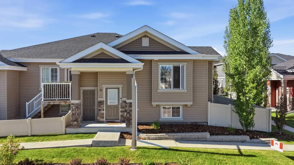 4 Golden Crescent Red Deer AB T4P 2P9