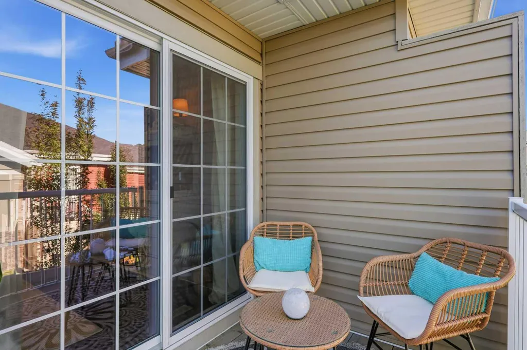4 Golden Crescent Red Deer AB T4P 2P9