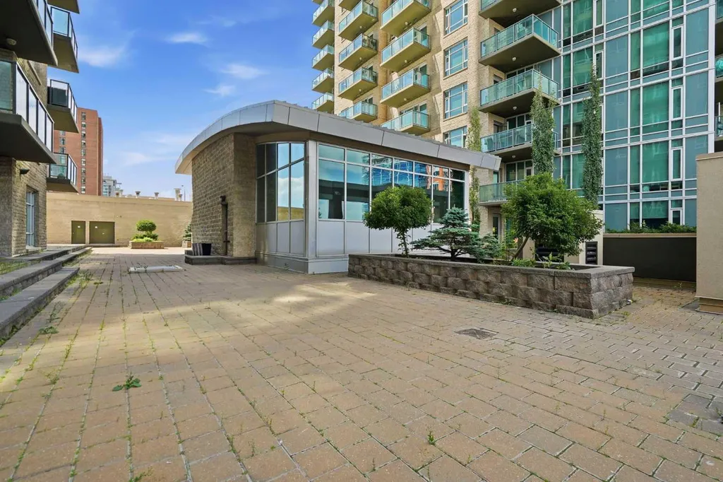 1410 1 Street SE Calgary AB T2G 5T7