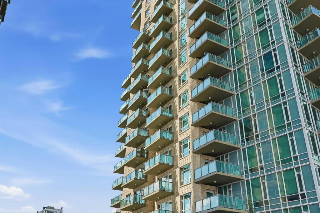 1410 1 Street SE Calgary AB T2G 5T7