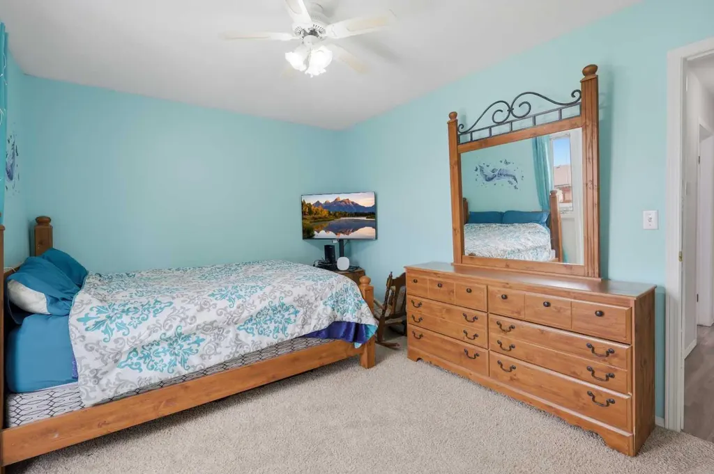 24 Wildrose Drive Sylvan Lake AB T4S 1G4