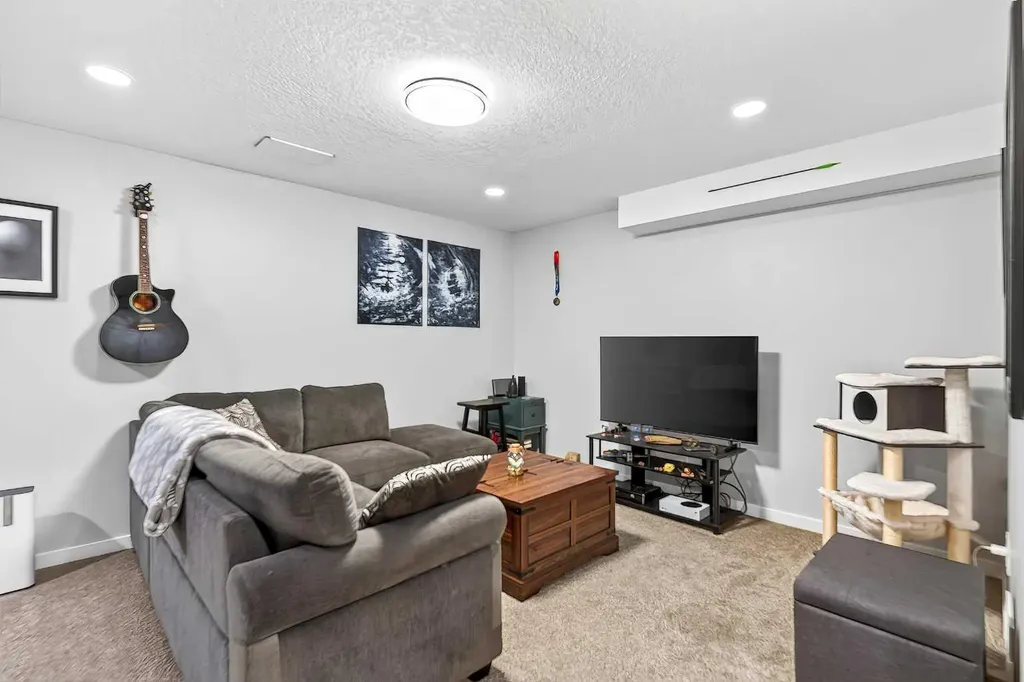 102 Panatella Hill NW Calgary AB T3K 0B6