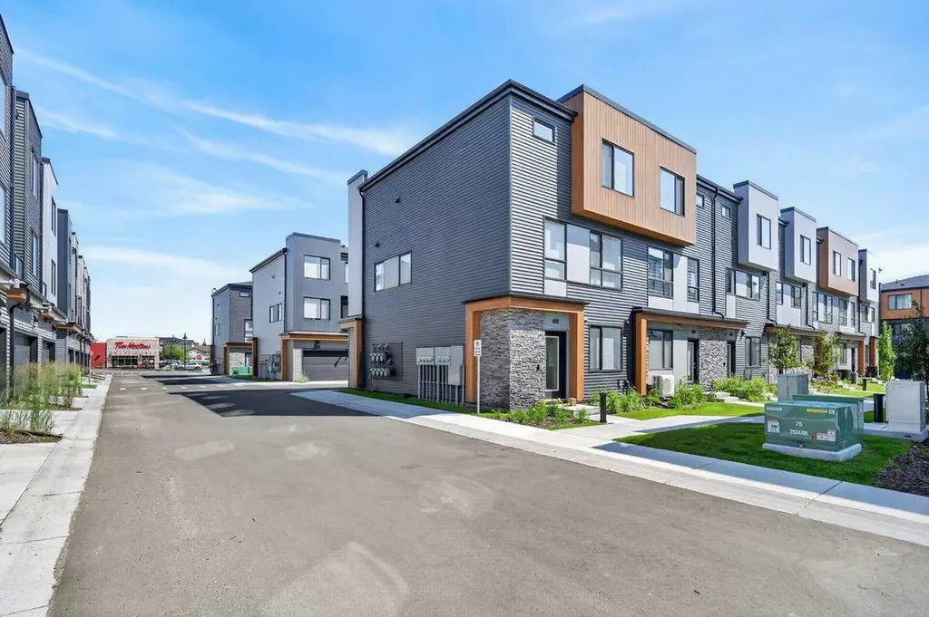 81 Midtown Boulevard SW Airdrie AB T4B 4E7