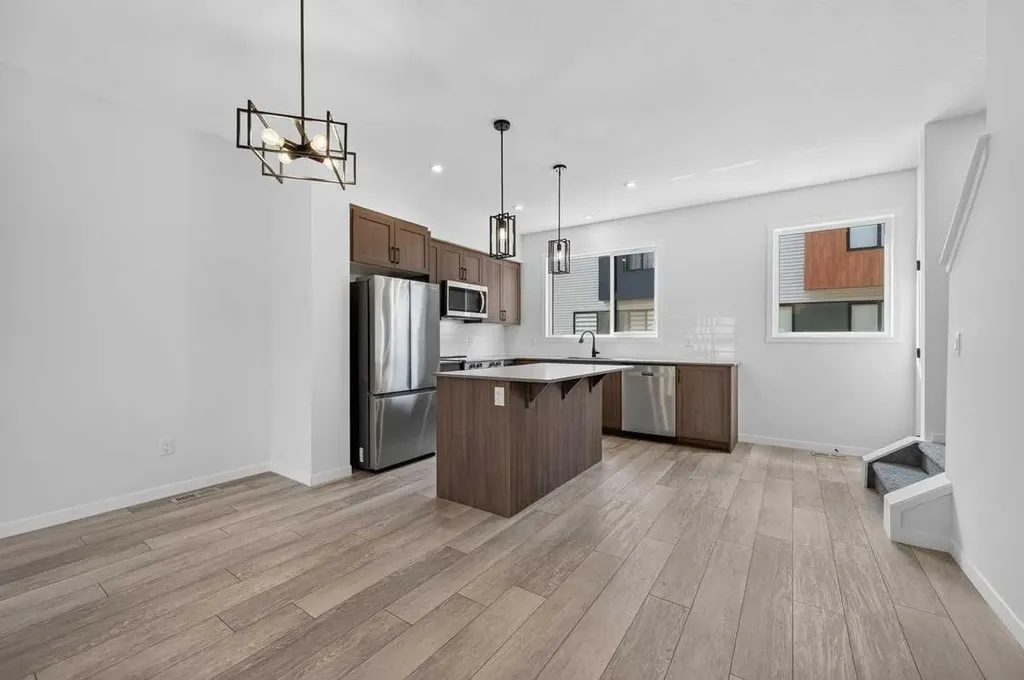 81 Midtown Boulevard SW Airdrie AB T4B 4E7