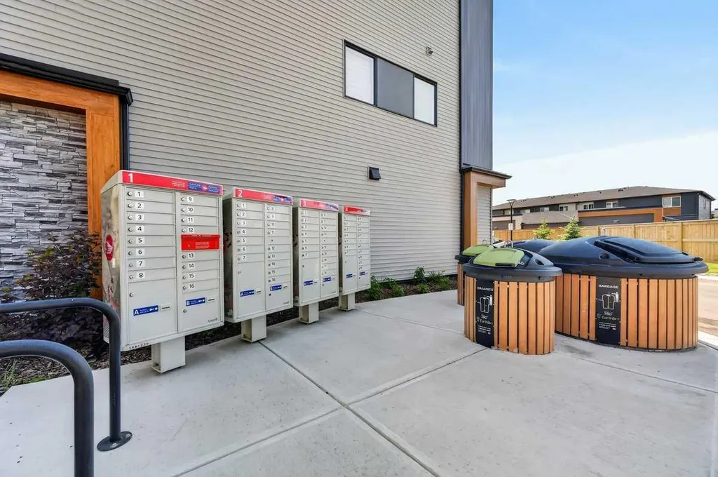 81 Midtown Boulevard SW Airdrie AB T4B 4E7