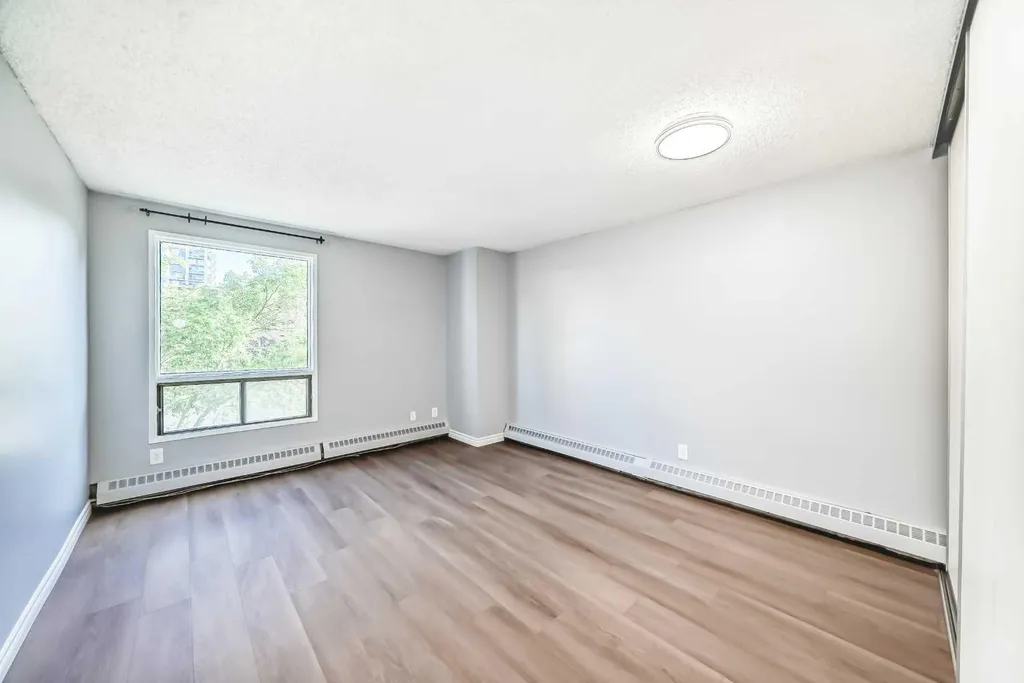 924 14 Avenue SW Calgary AB T2R0N7