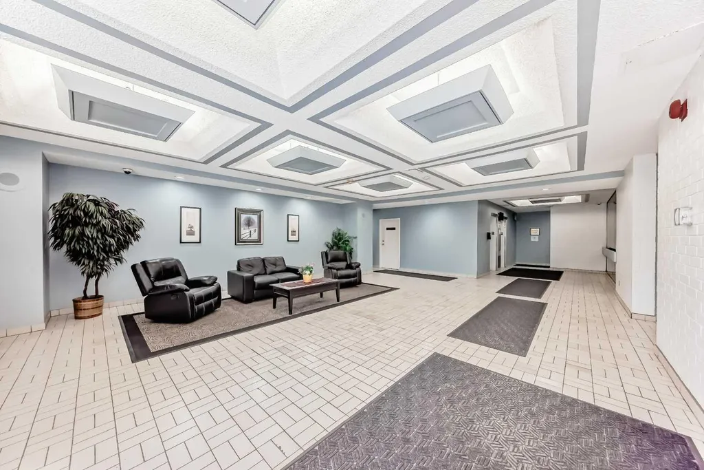 924 14 Avenue SW Calgary AB T2R0N7