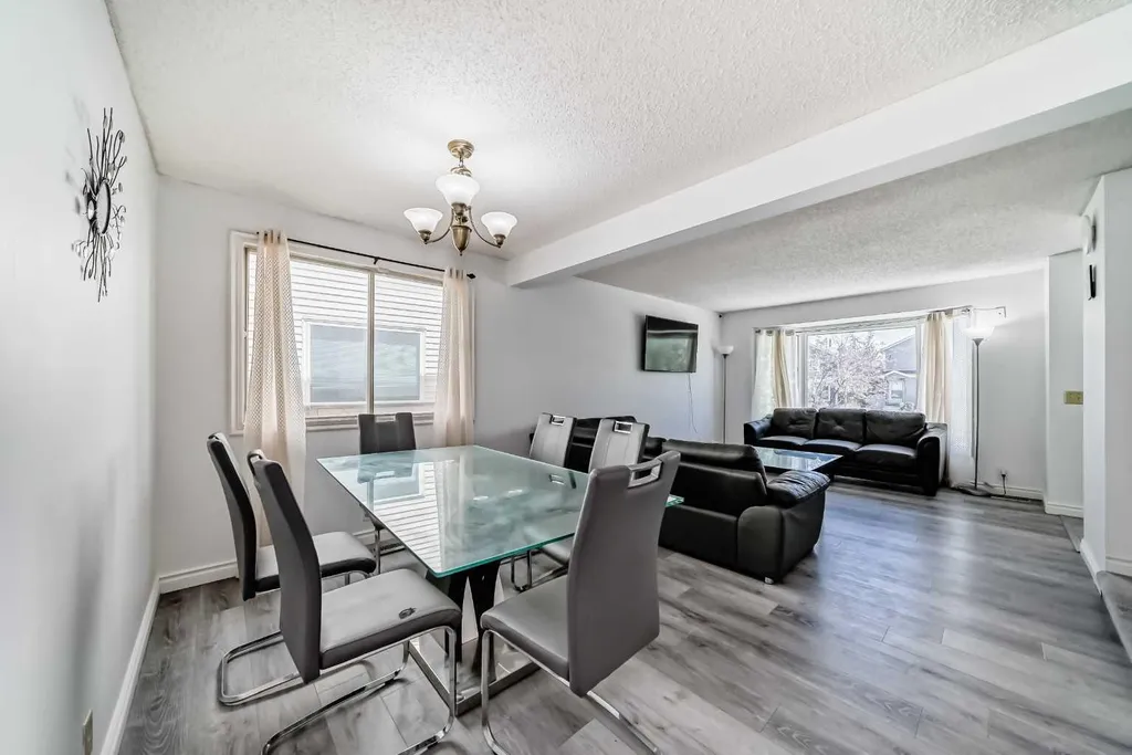 279 Falton Drive NE Calgary AB T3J 2W8