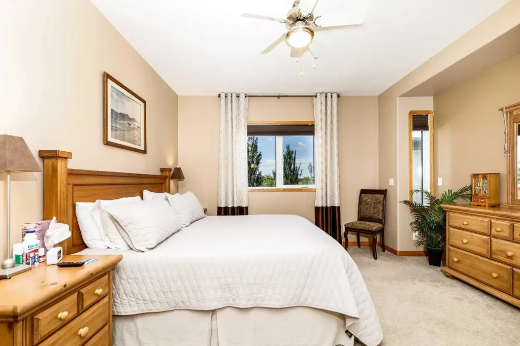 111 Adams Close Red Deer AB T4R3C7