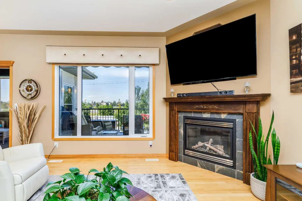 111 Adams Close Red Deer AB T4R3C7