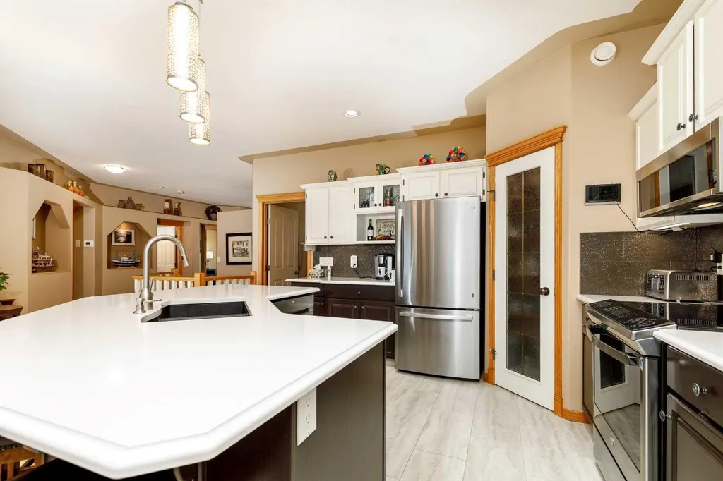 111 Adams Close Red Deer AB T4R3C7