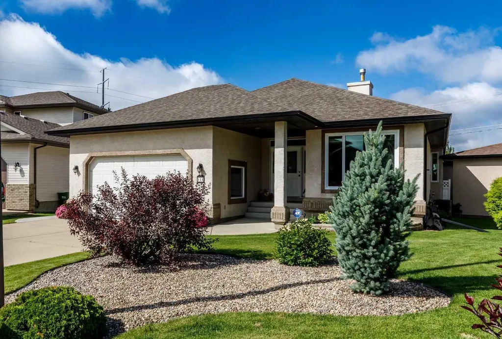 111 Adams Close Red Deer AB T4R3C7