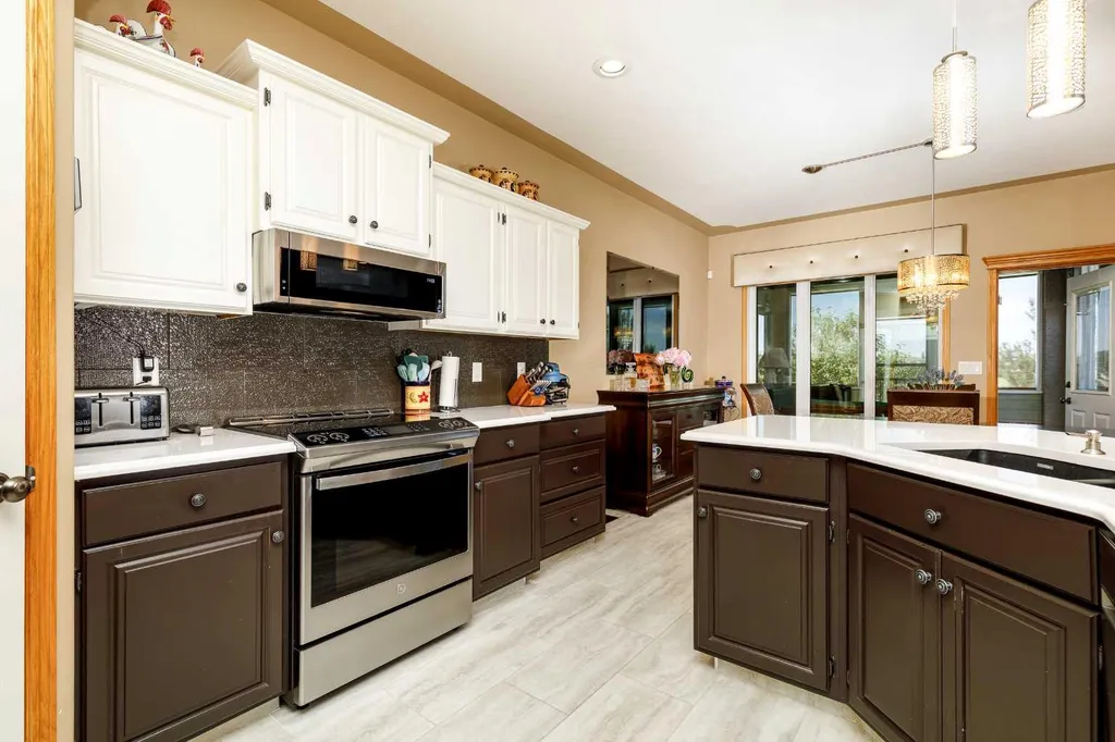 111 Adams Close Red Deer AB T4R3C7