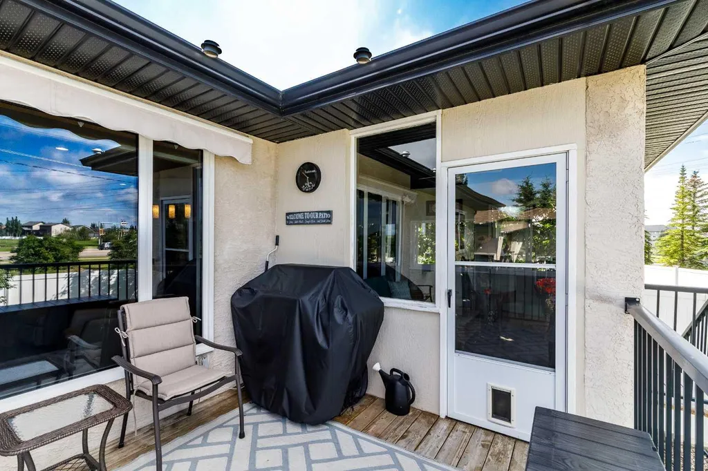 111 Adams Close Red Deer AB T4R3C7