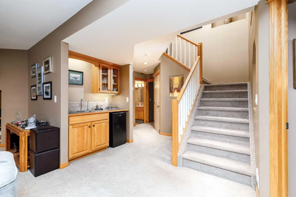 111 Adams Close Red Deer AB T4R3C7
