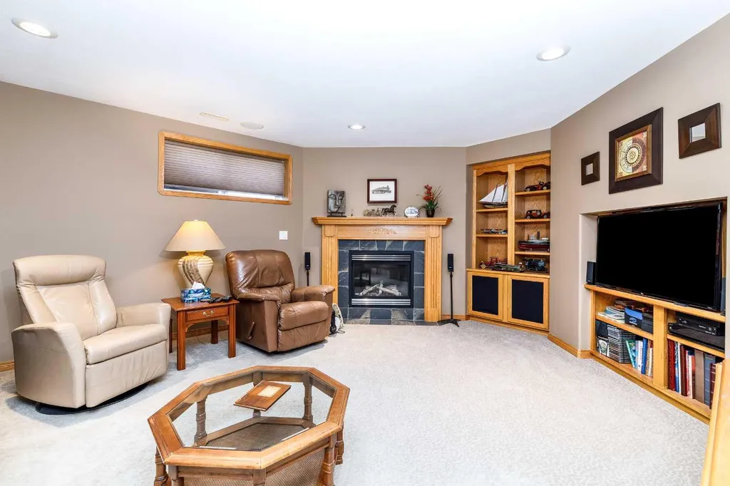 111 Adams Close Red Deer AB T4R3C7