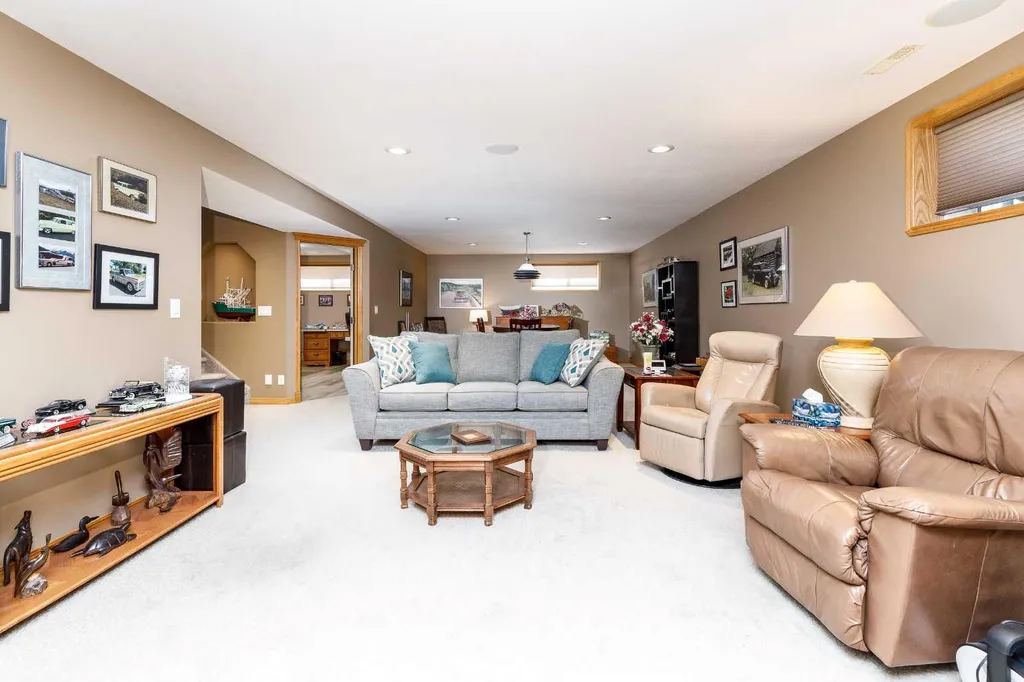 111 Adams Close Red Deer AB T4R3C7