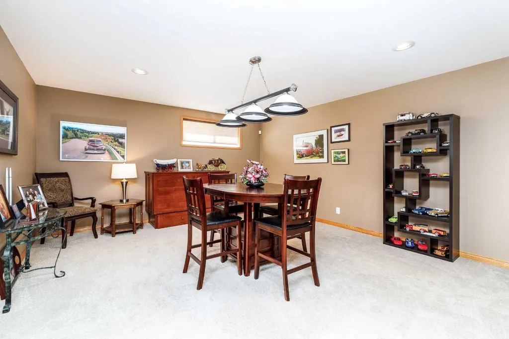 111 Adams Close Red Deer AB T4R3C7