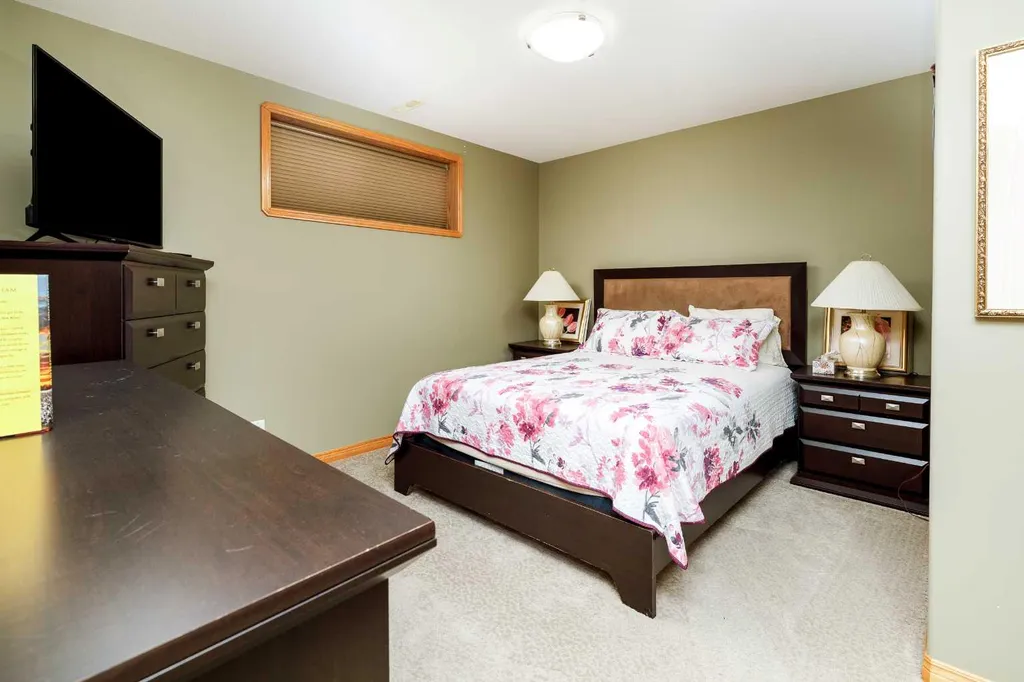 111 Adams Close Red Deer AB T4R3C7
