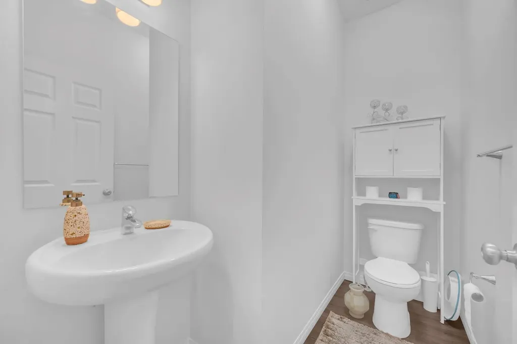 533 Savanna Boulevard NE Calgary AB T3J 0X2