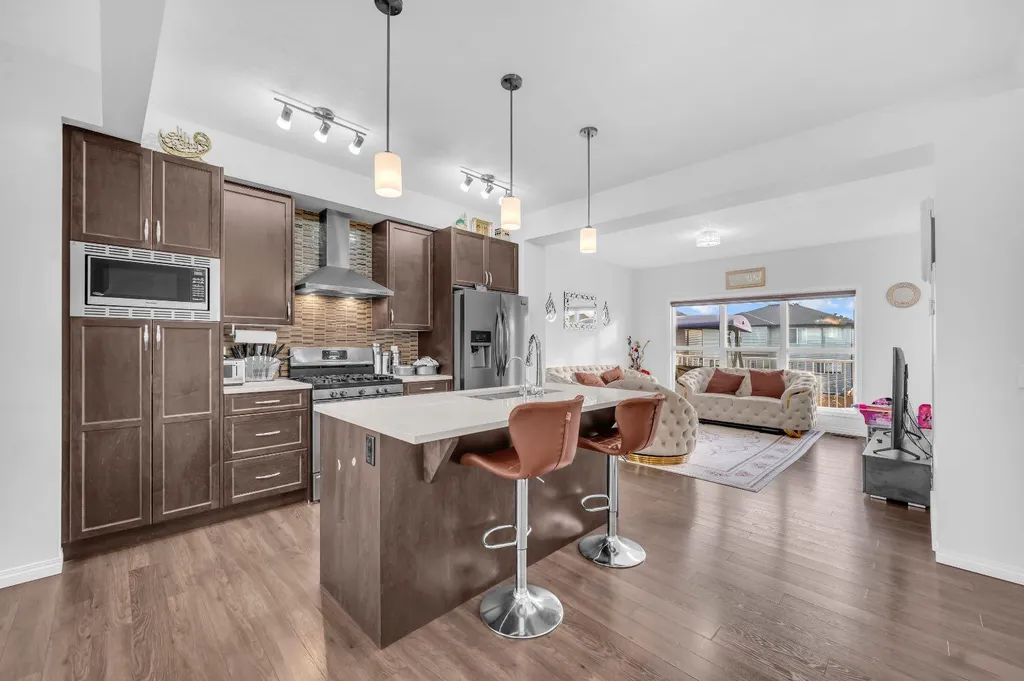 533 Savanna Boulevard NE Calgary AB T3J 0X2