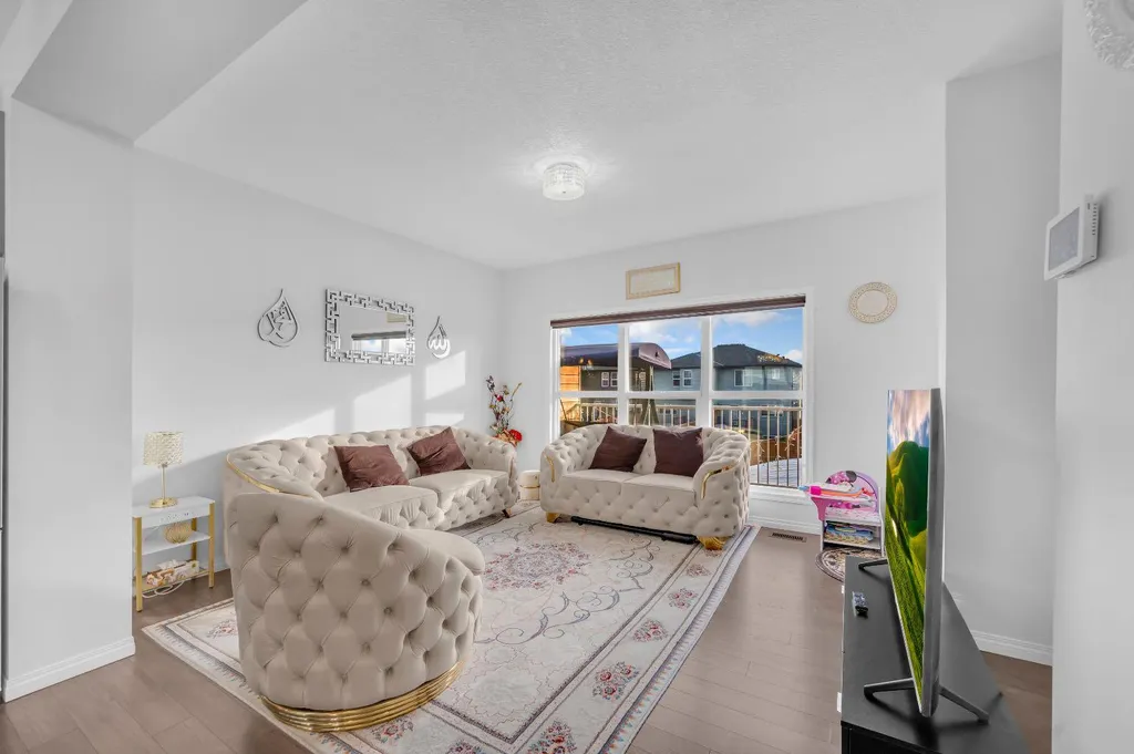 533 Savanna Boulevard NE Calgary AB T3J 0X2