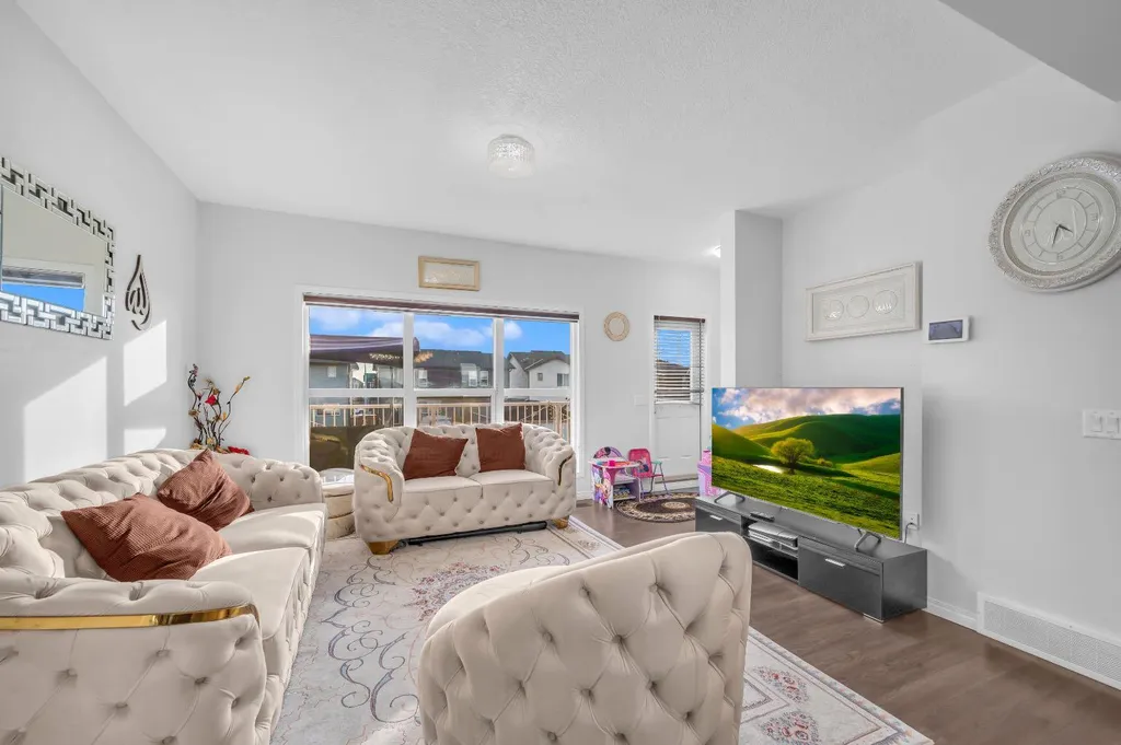533 Savanna Boulevard NE Calgary AB T3J 0X2