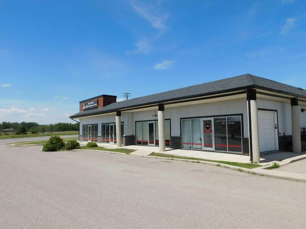220 North Railway Street Okotoks AB T1S 0E2
