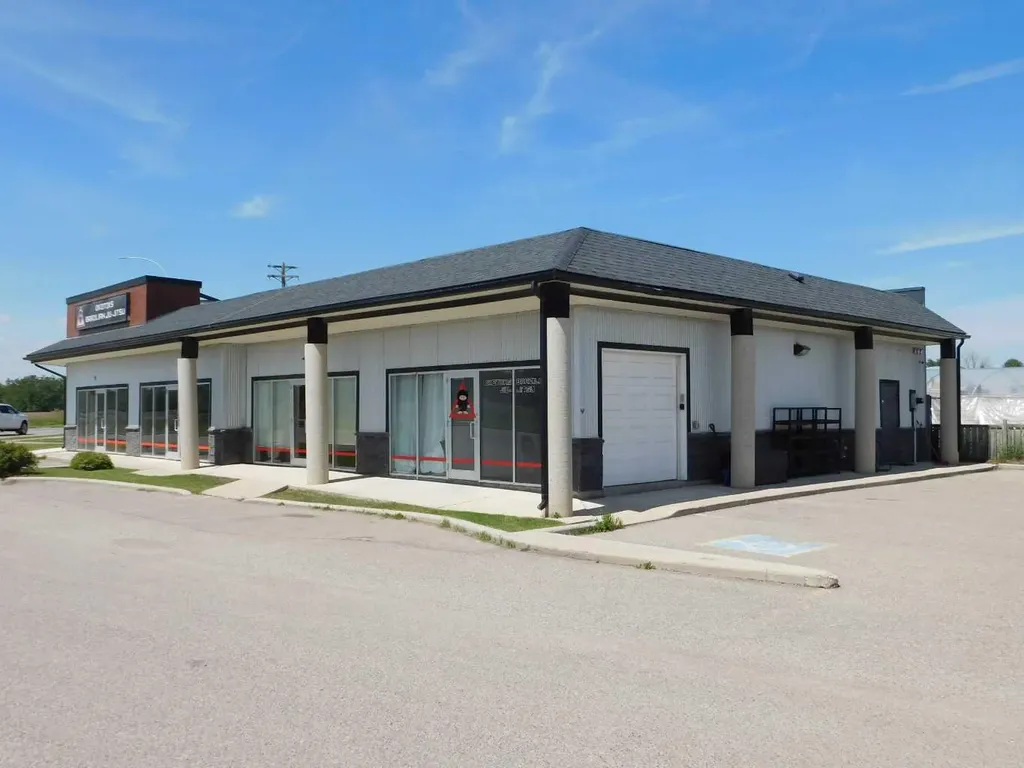 220 North Railway Street Okotoks AB T1S 0E2