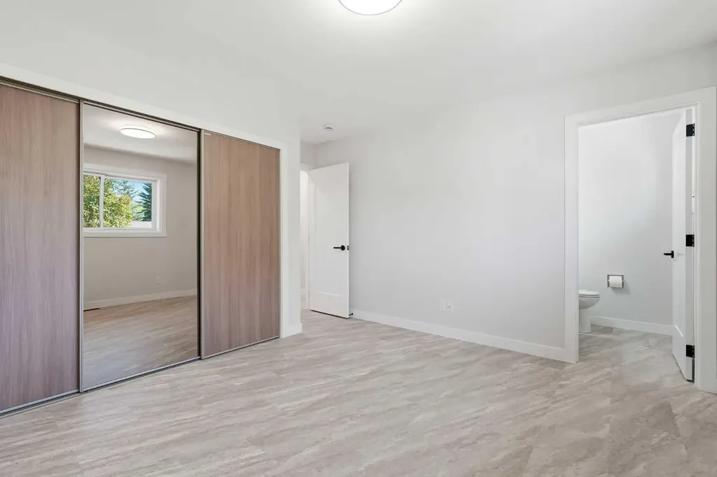 1018 10 Avenue SE High River AB T1V1L3
