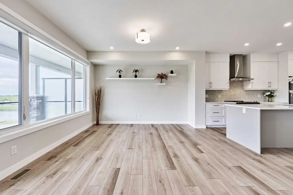 102 Crestridge Common SW Calgary AB T3B 6J5