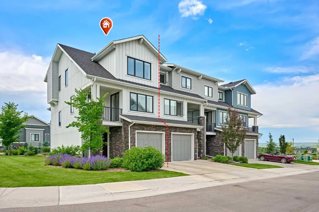 102 Crestridge Common SW Calgary AB T3B 6J5