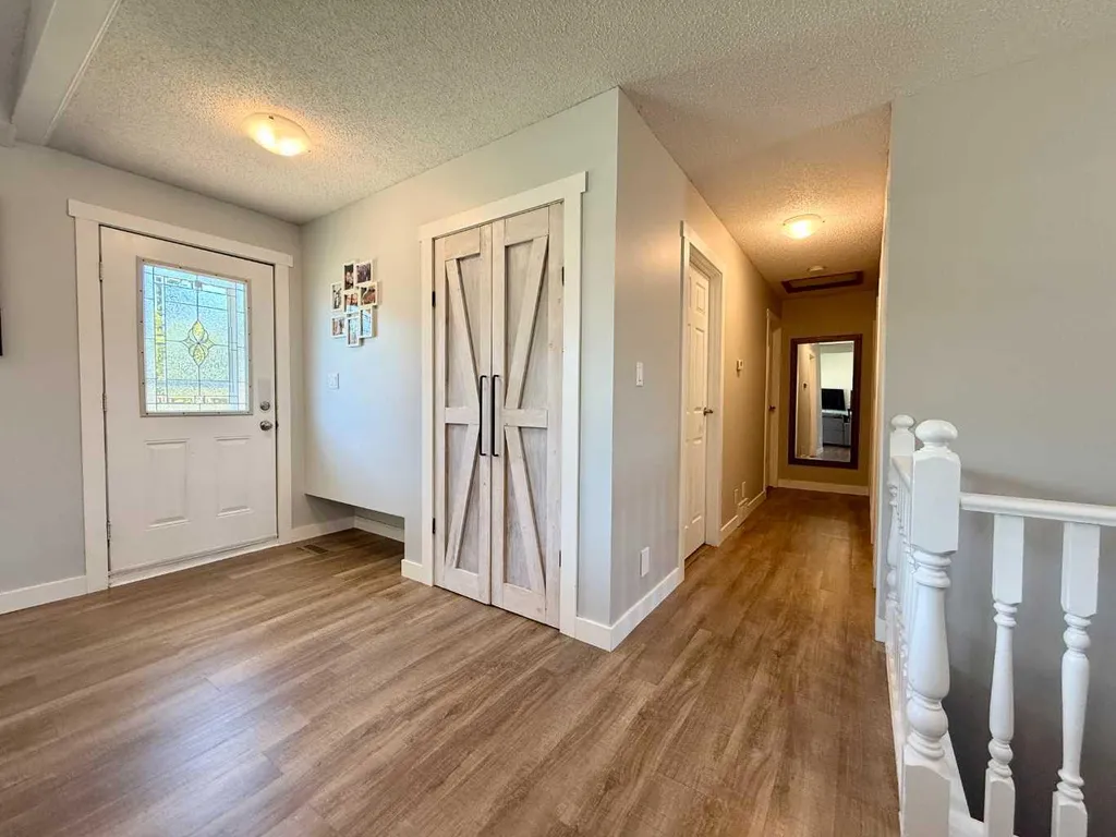 5008 4 Avenue Chauvin AB T0B 0V0