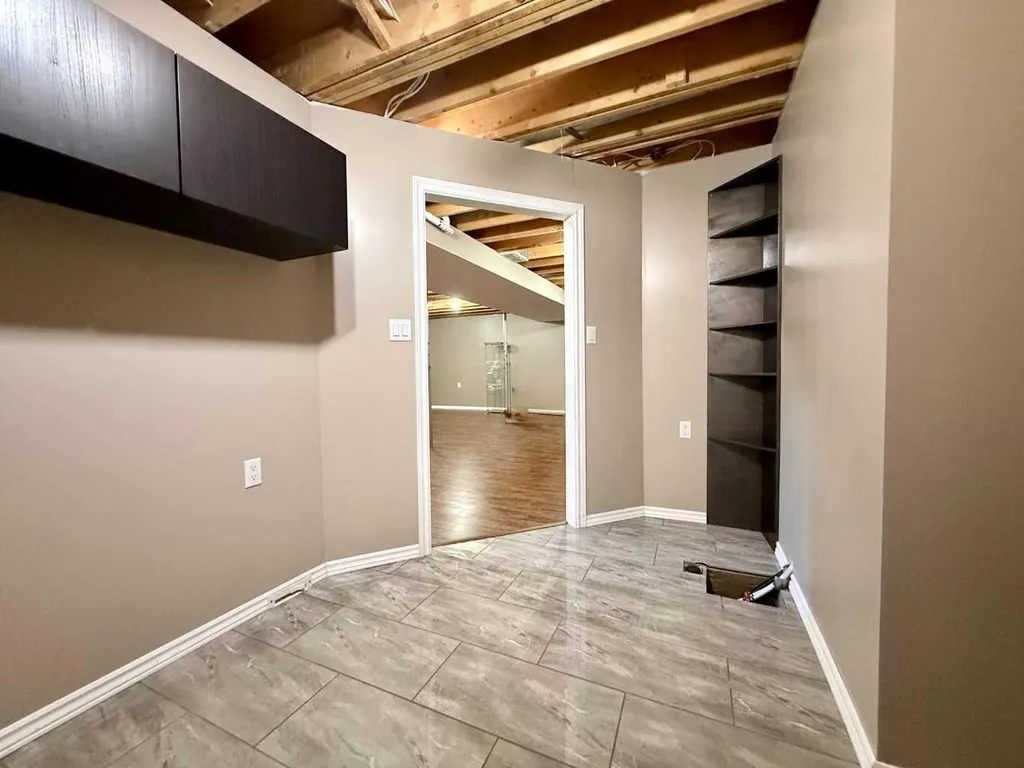 5008 4 Avenue Chauvin AB T0B 0V0