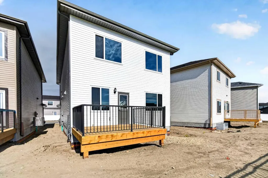 61 Linden Place Rural Red Deer County AB T4E 3C4