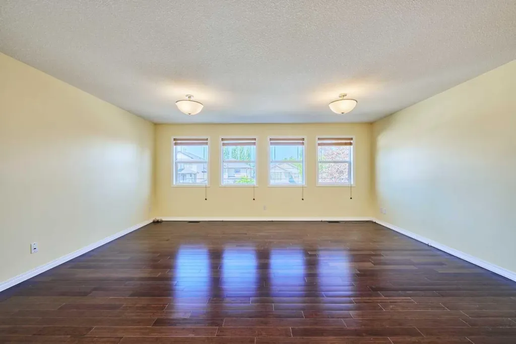 62 Crestmont Drive SW Calgary AB T3B 5X7