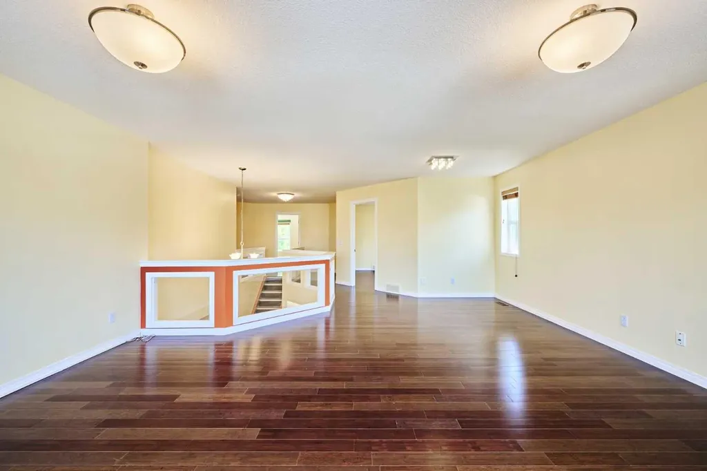 62 Crestmont Drive SW Calgary AB T3B 5X7
