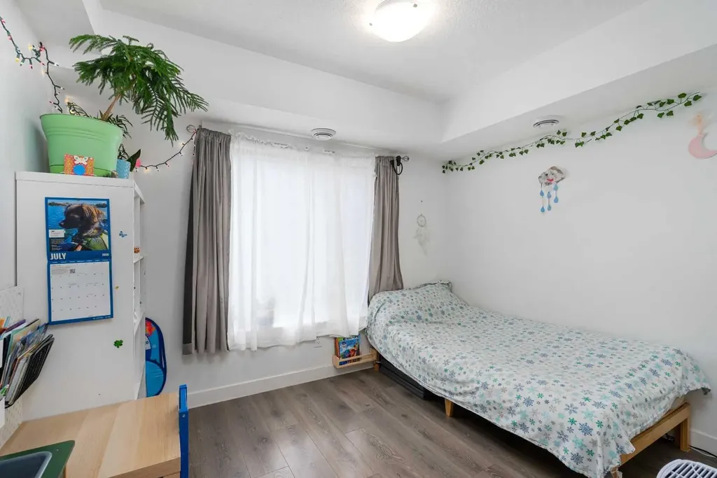 238 Livingston Common NE Calgary AB T3P1K1