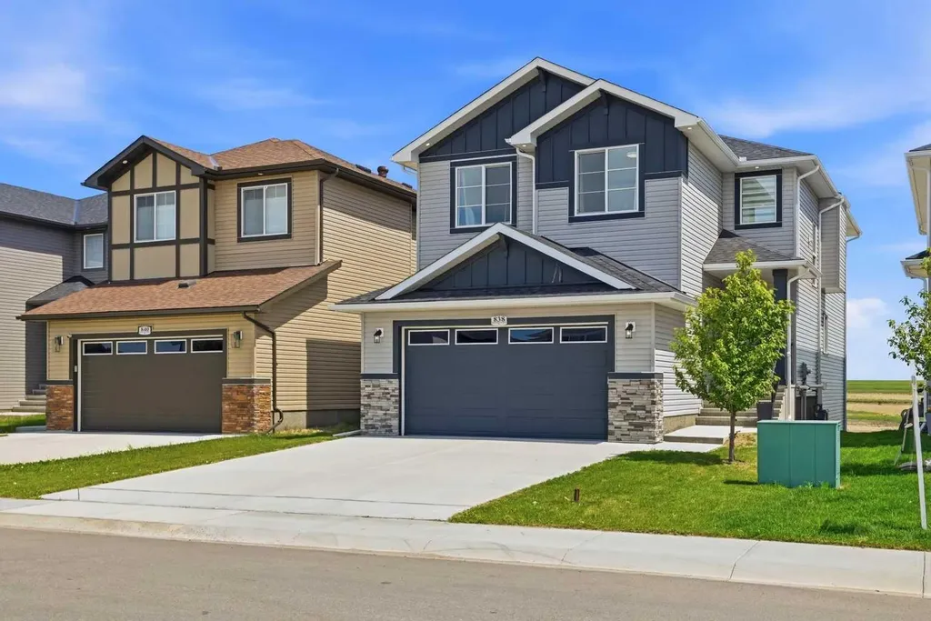 838 Edgefield Street Strathmore AB T0J 1Y0