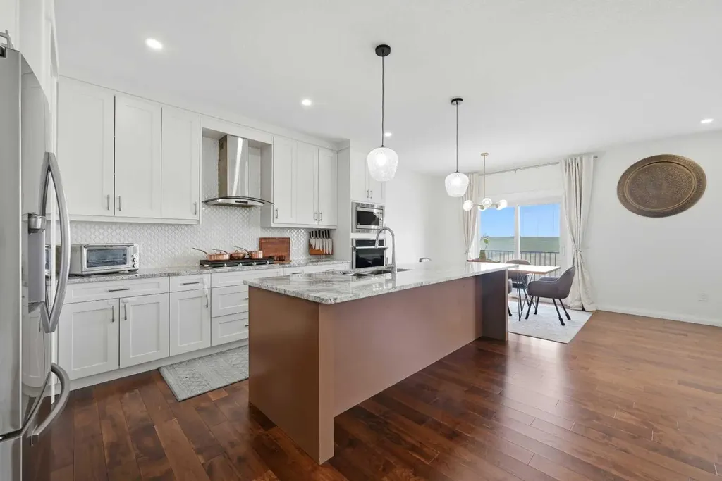 838 Edgefield Street Strathmore AB T0J 1Y0