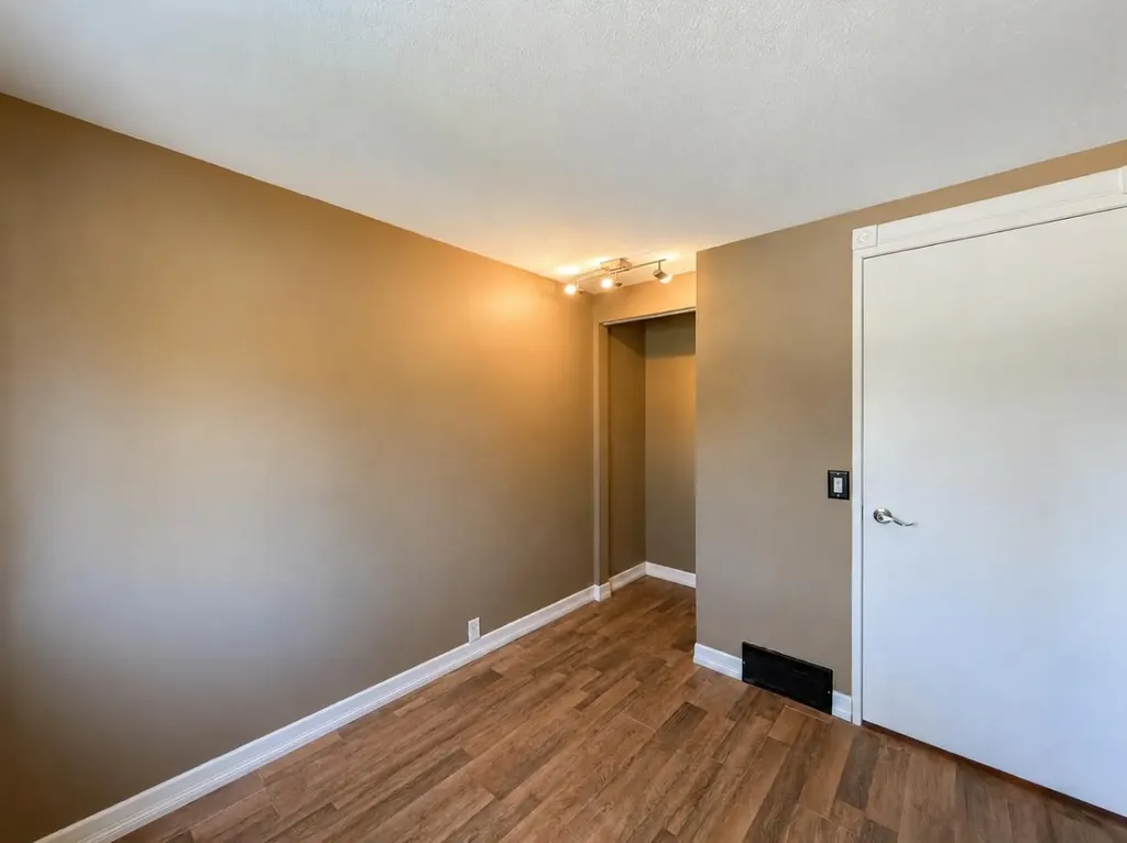 999 Canyon Meadows Drive SW Calgary AB T2W 2S6