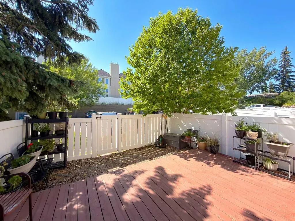 999 Canyon Meadows Drive SW Calgary AB T2W 2S6