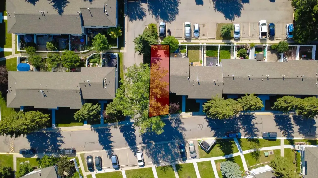 999 Canyon Meadows Drive SW Calgary AB T2W 2S6