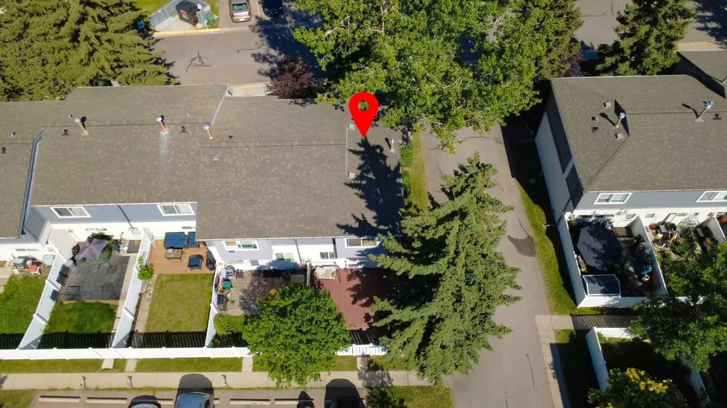999 Canyon Meadows Drive SW Calgary AB T2W 2S6