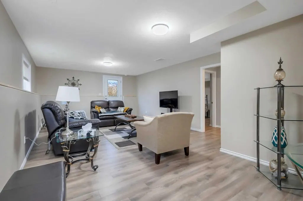 24 Heron Court Penhold AB T4G 0G5