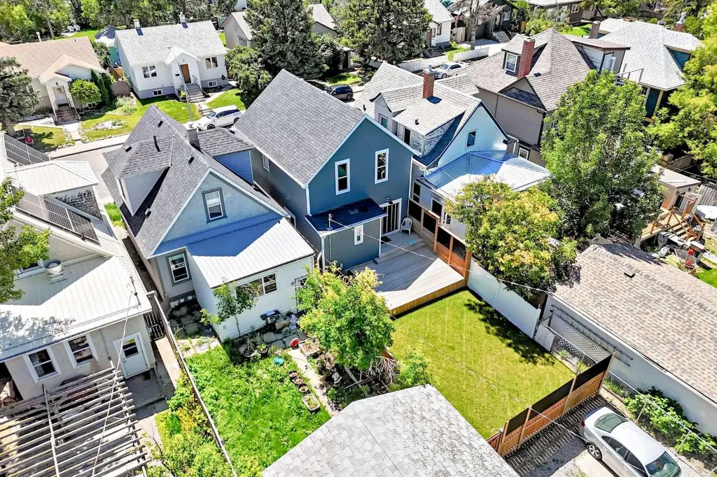 309 7 Avenue S Lethbridge AB T1J 1H6