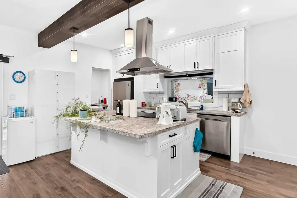 309 7 Avenue S Lethbridge AB T1J 1H6