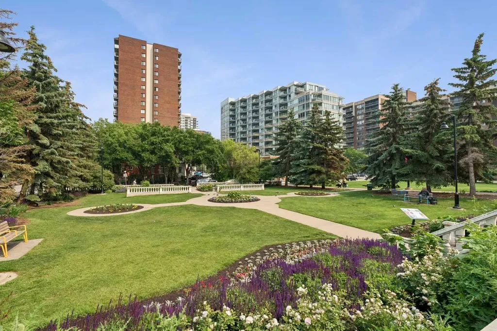 1209 6 Street SW Calgary AB T2R 0Z5