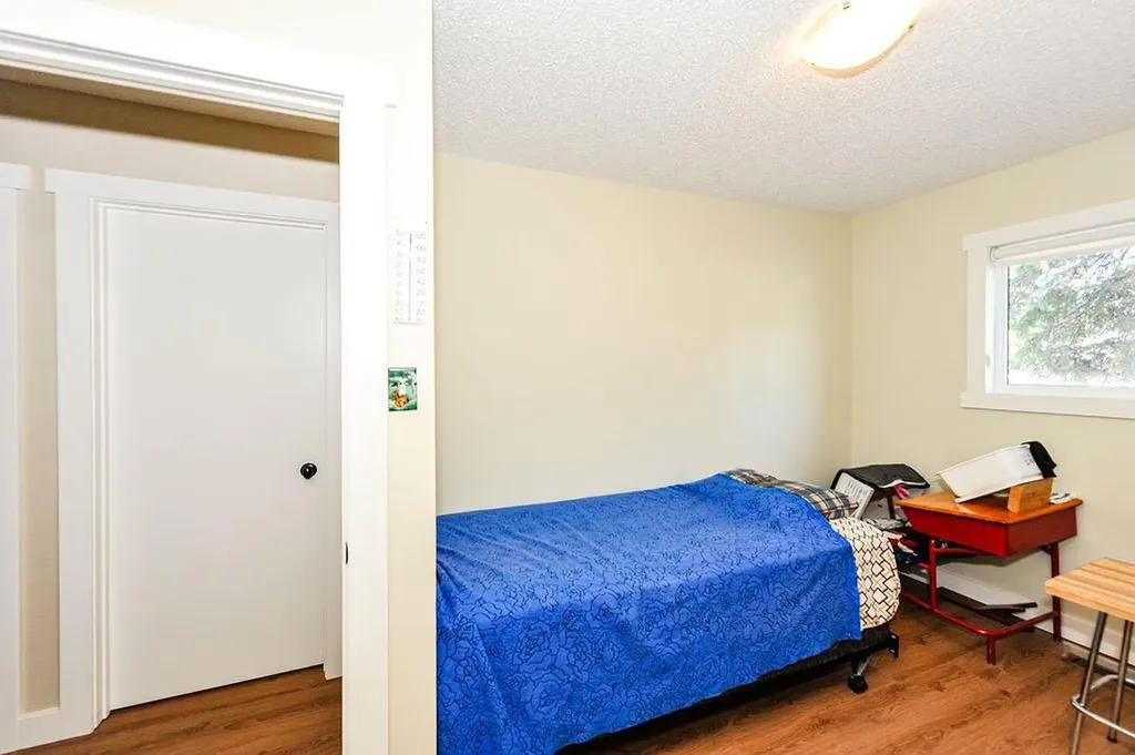 4310A 65 Street Camrose AB T4V 2J5